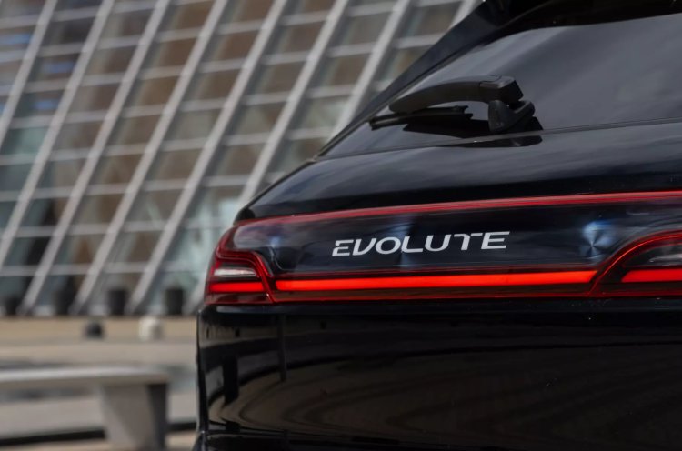Shot: российские электромобили Evolute превращаются в кирпич из-за сильных холодов