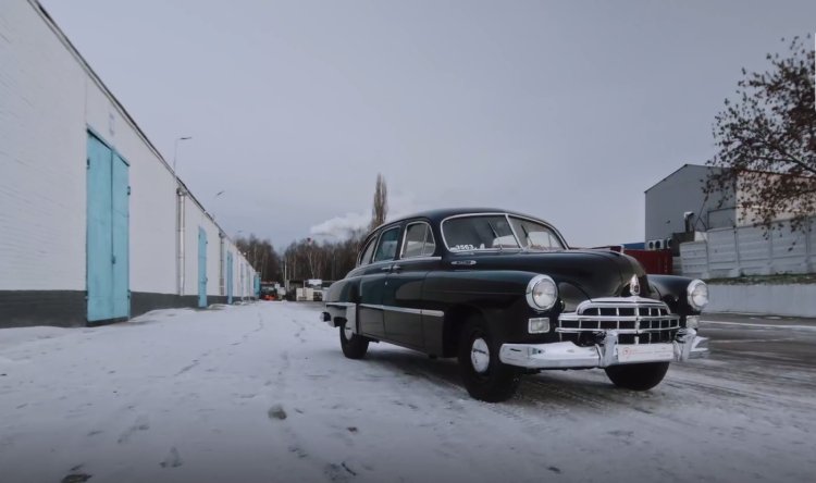 В Москве завершилась реставрация автомобиля ЗИМ из музея транспорта