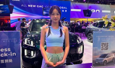 Девушки Пекинского автосалона 2026 попали в объектив журнала Motor