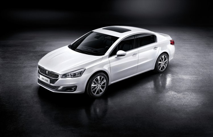 В Китае владелец Peugeot 508 пожаловался на тотальное отсутствие запчастей