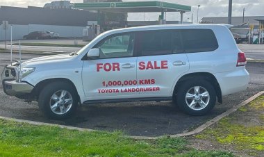 В Австралии на аукцион выставили Toyota Land Cruiser 200, проехавший 1 млн км