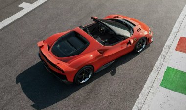 Ferrari запатентовала суперкар с двумя рулями