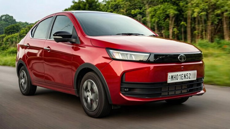 Tata засыпала свой новый седан Aeris 20 тоннами гравия, чтобы показать прочность кузова
