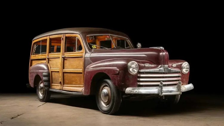 Редкий Ford Super Deluxe Station Wagon с деревянным кузовом выставлен на торги