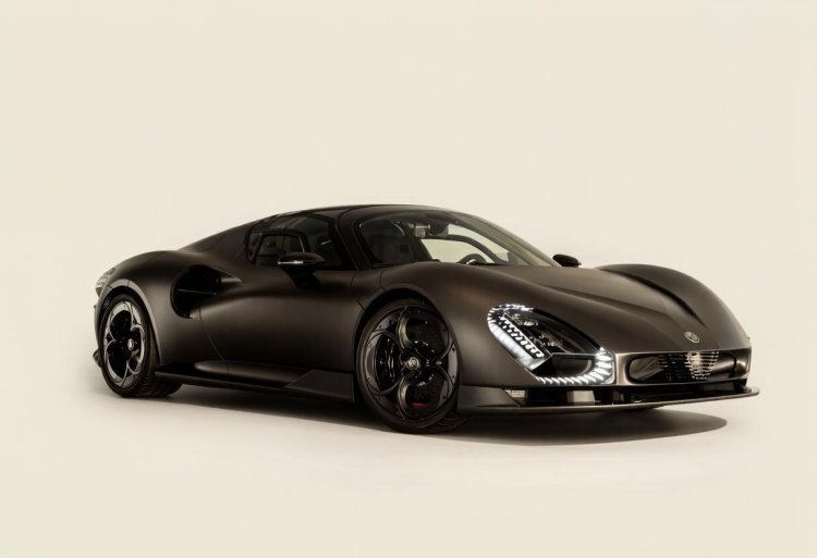 Alfa Romeo показала уникальный 33 Stradale Perla Nera, созданный под конкретного владельца