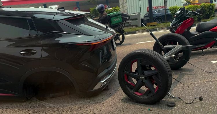 У кроссовера Chery Omoda 5 на ходу оторвалась задняя ось вместе с колесами